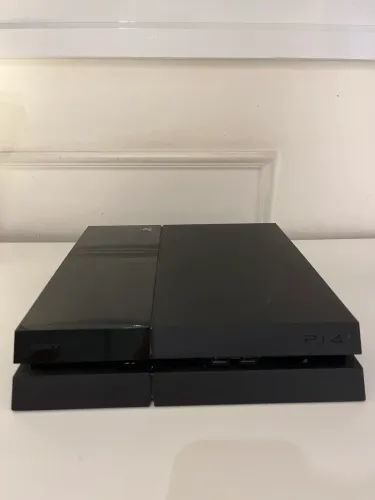 PS4 1Tm semi novo com jogos e troco por um Xbox series X ou series s