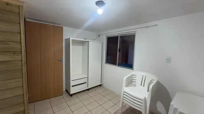QUARTO PARA LOCAÇÃO - BAIRRO DAS NAÇÕES - BALNEÁRIO CAMBORIÚ