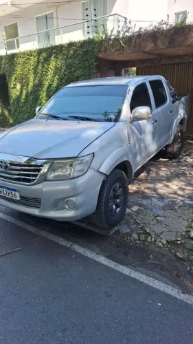 Toyota Hilux CD D4-d 4X4 2.5 16V 102cv TB Dies. 2006
