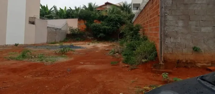 Lote  457 m²/ 14,5 metros de frente /Ibituruna 349.998.00