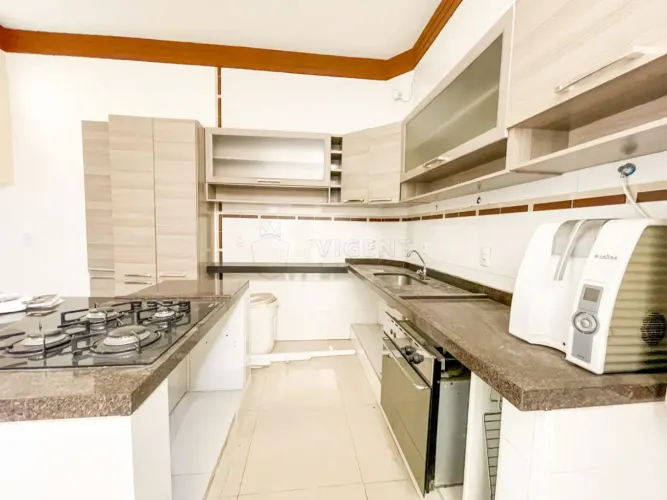 Casa para alugar com 4 quartos, Bela Vista - Jundiaí/SP