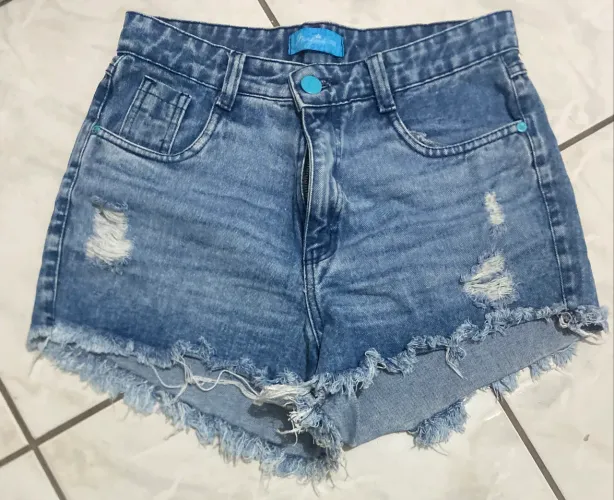 Short Jeans Maryland Destroyed - Tamanho 36