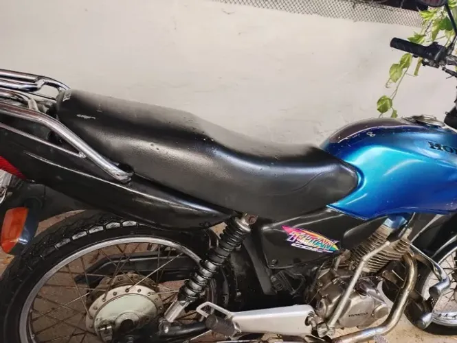 Honda CG 125 Titan-es 2000