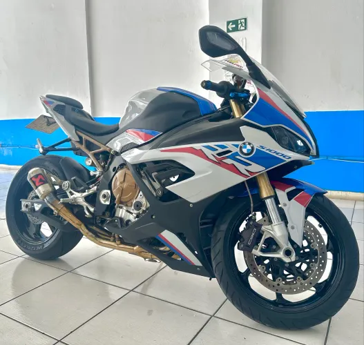 BMW S1000RR M