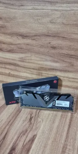 Memória XPG Gammix D30, 8GB, 3200MHz, DDR4, CL19, Cinza