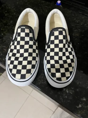 TÊNIS VANS SLIP-ON BLACK WHITE - R$ 145,00