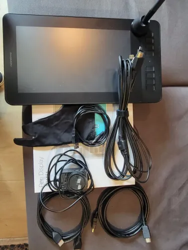 Mesa Digitalizadora Gaomon PD1161, com caneta e teclas de atalho