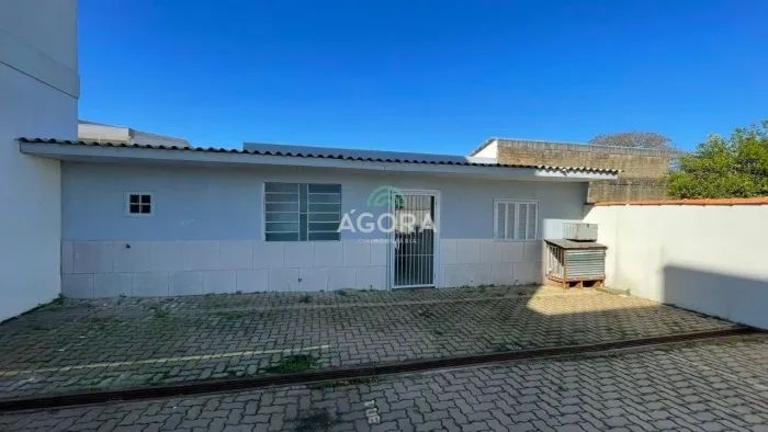 Casa Comercial