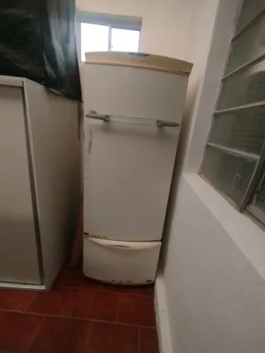Geladeira Brastemp ALL Refrigerator 360 Branca 220V