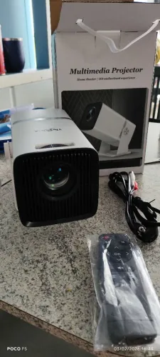 Projetor Thundeal com Android