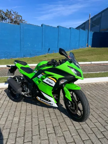 Ninja 300 2025