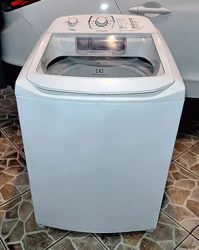 Vendo máquina de lavar Electrolux 13kg 