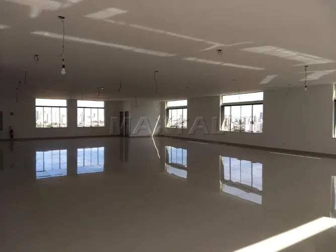 Prédio Comercial Tucuruvi para locação , 8 Banheiros, 1 Copa, 1 Dormitório, 3 Vagas.