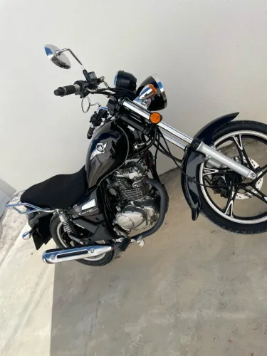 Vendo Moto chopper road 150