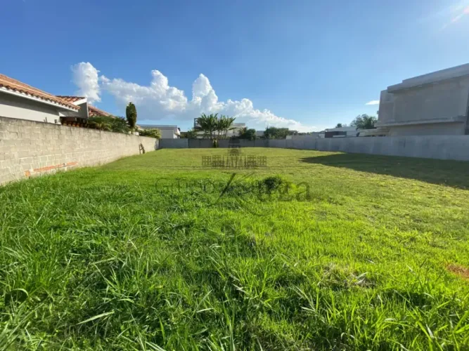 Oportunidade - Terreno no Condomínio Chácara Serimbura - Urbanova - 1.200m².