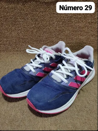Tênis Adidas número 29