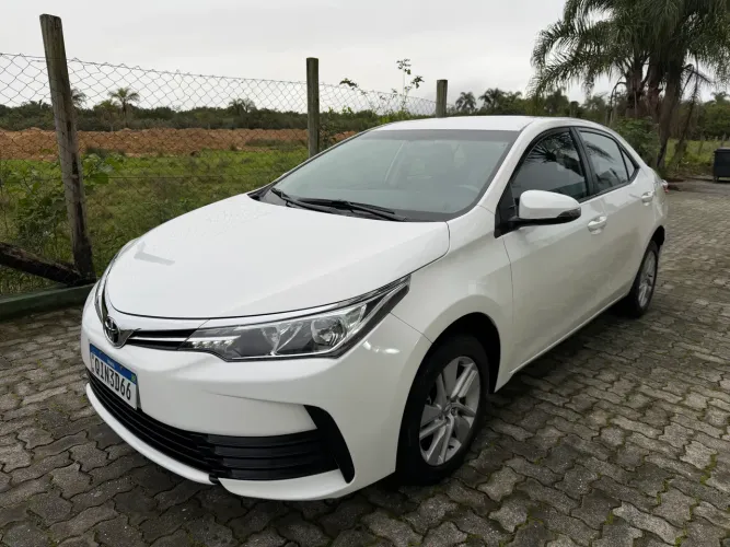 Toyota Corolla GLI 1.8 Flex 16V Aut. 2018