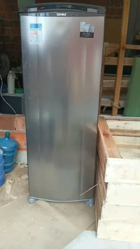 Geladeira Consul Semi nova Frost Free
