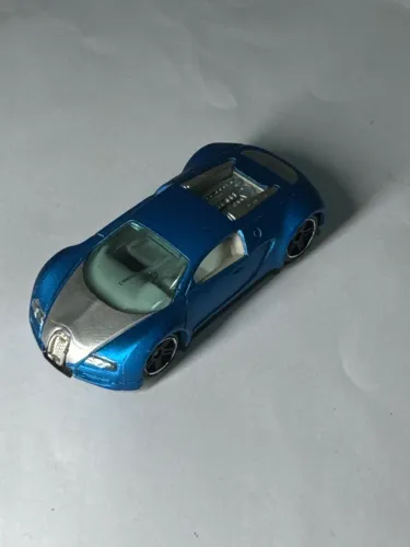 Hot Wheels Bugatti Veyron - Carro Individual Colecionável