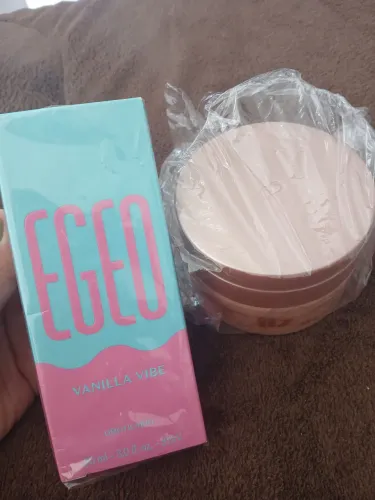 Perfume e creme