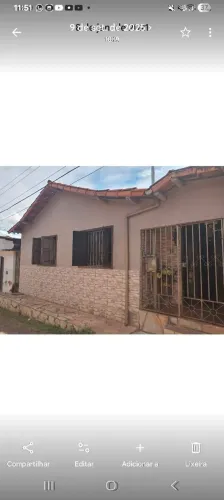 Vendo ou troco casa no centro de couto Magalhães de Minas por uma em Diamantina mg