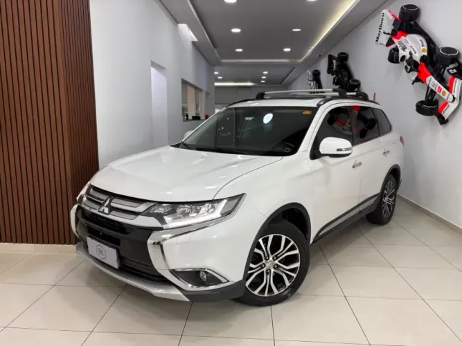 Mitsubishi Outlander 2.2 165cv Diesel Aut. 2016