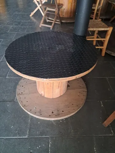 Carretel em madeira pra mesa