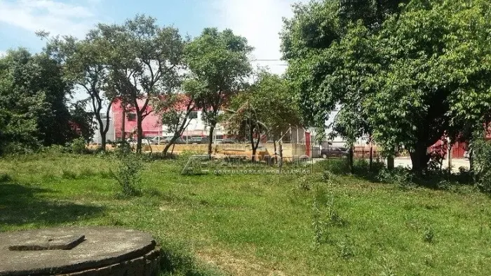 ÁREA,0 Dormitorio(s) bairro Iporanga