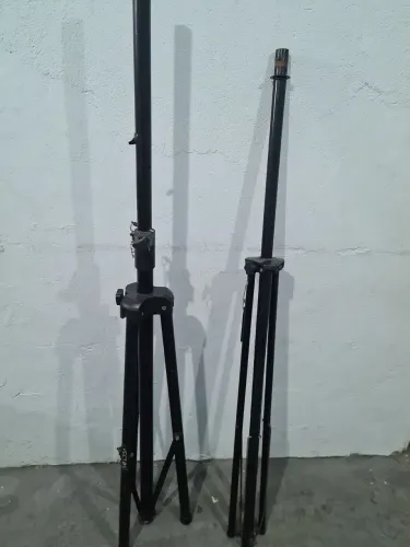Pedestais para caixa de som