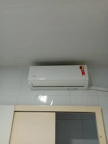 Ar-condicionado pouco tempo de uso