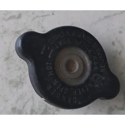 Tampa Radiador ORIGINAL Kawasaki Ninja 300. Em excelente estado de funcionamento. CONFORME