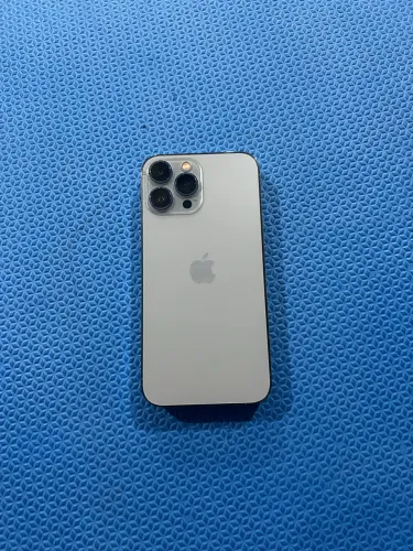 iPhone 13 Pro Max seminovo 512GB Azul 