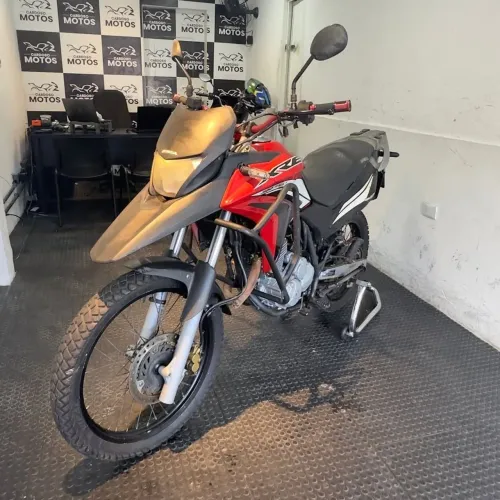XRE 300cc Rally 2015 totalmente revisada. Documentação ok