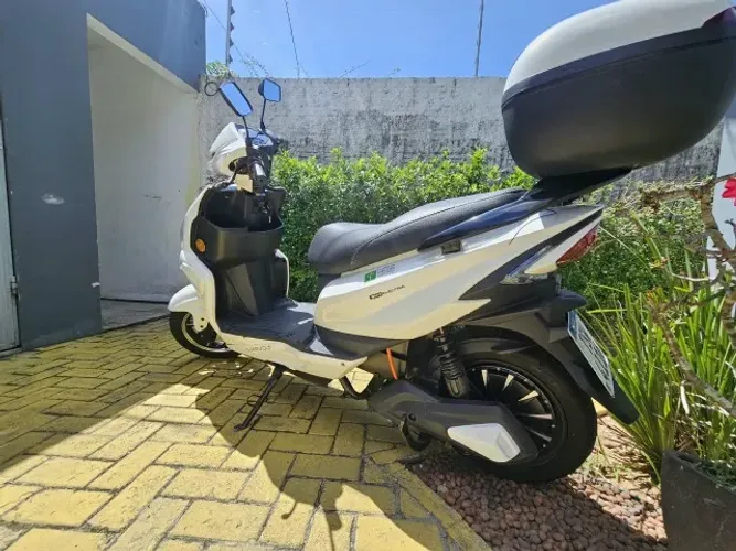MODELO STARVOLT SV1 SCOOTER