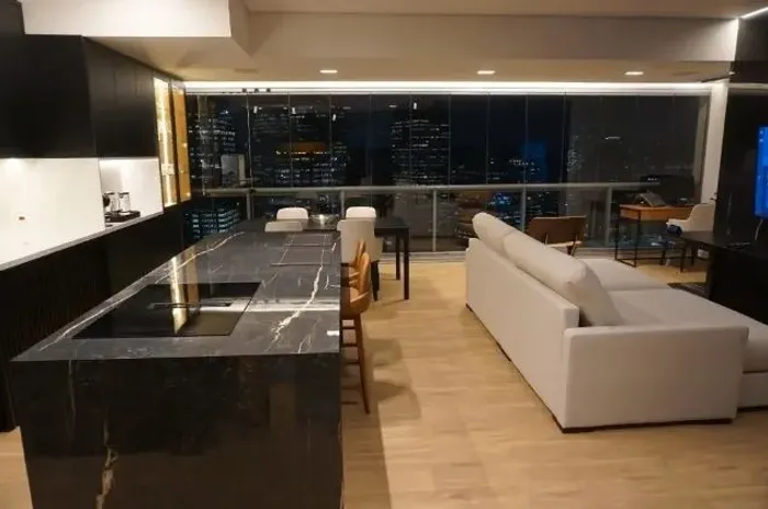 Apartamento Mobiliado para locação 75m² na Chácara Santo Antônio - 1 Suíte, 1 Vaga de gara