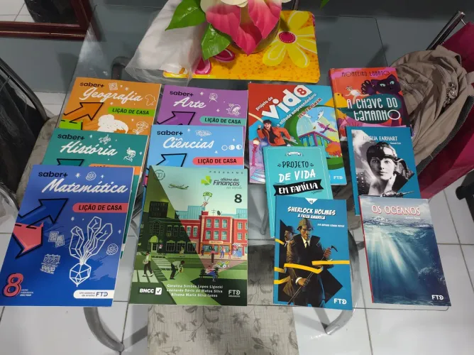 Livros trilhas 8 ano cmpm 8