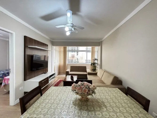 Apartamento para aluguel no Gonzaga em Santos.