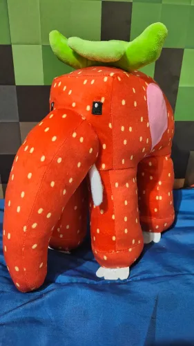 Pelúcia Strawberry elefante brainrot 