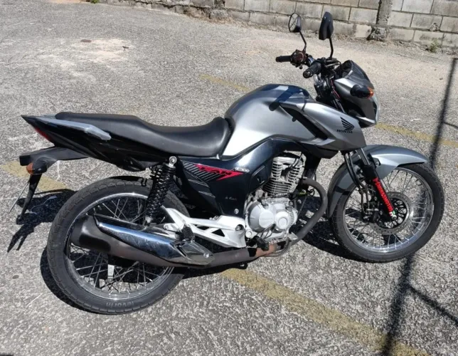 Vendo Fan 160 em ótimo estado