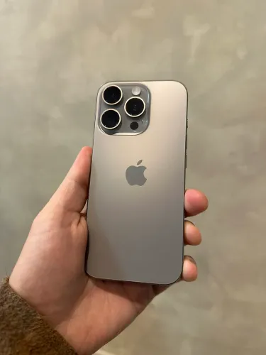 iPhone 16 Pro | 12x no Cartão