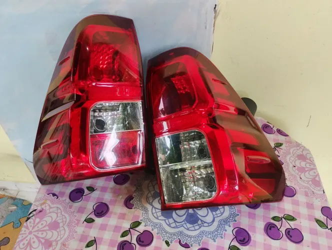 Par de lanterna traseira da Hilux original