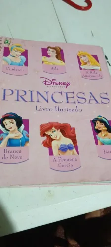 princesas. álbum de figurinhas e livro ilustrado