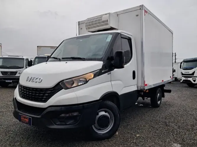 Iveco Daily Chassi 35-150 Curto 3.0 (die.)(e5) 2021