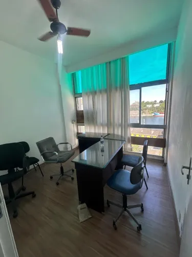 Sala comercial em frente ao Porto de Vitória 