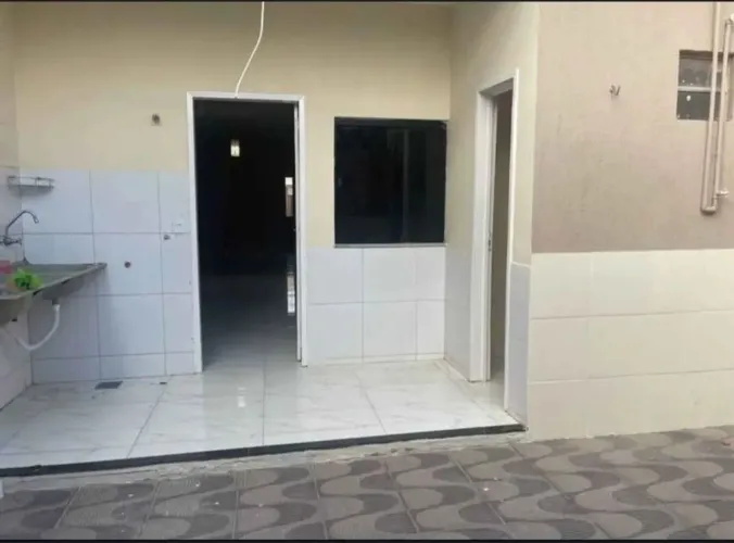 _VENDO CASA NA JADERLÂNDIA (próx. Feira)