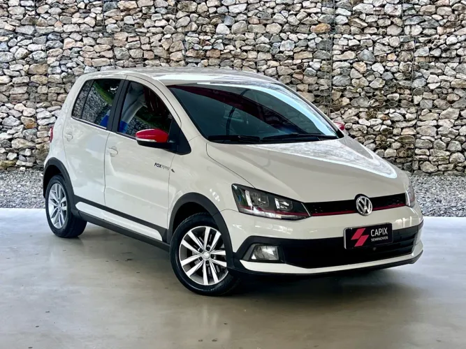 Volkswagen Fox Pepper 1.6 Flex 16V 5P 2017
