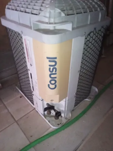 Condensadora 9000btu