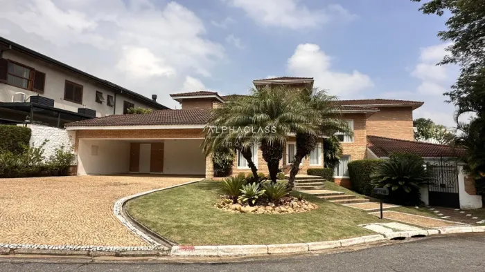 Excelente Casa em Condomínio - Alphaville / Tamboré