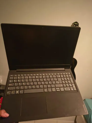 LENOVO i5 10° geração / 12gb RAM / SSD NVME M.2 512