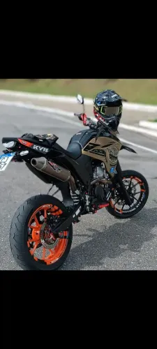 Rodas para XTZ 250 LANDER, serve em qualquer ano.